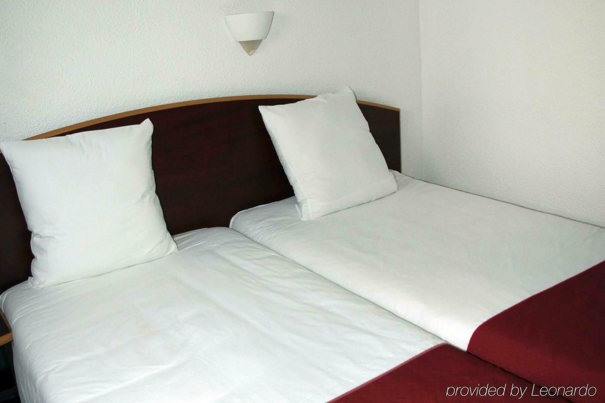 Comfort Hotel Grenoble Saint Egreve מראה חיצוני תמונה